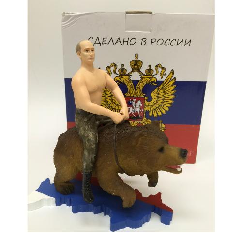 putin figurine